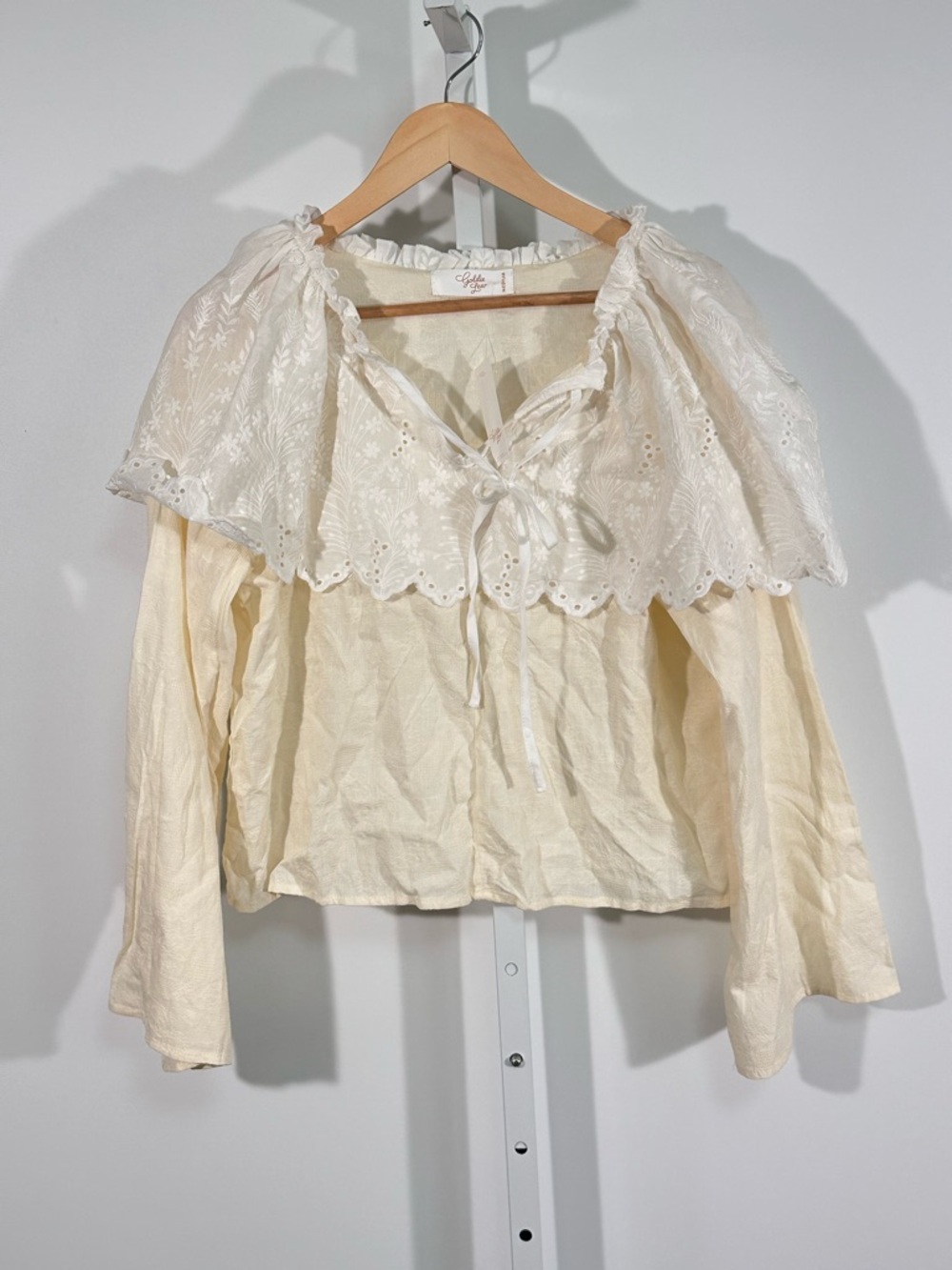 Goldie Lew Eyelet Ruffle Peasant Blouse Cottagecore Romantic NWT Medium - Picture 8 of 8